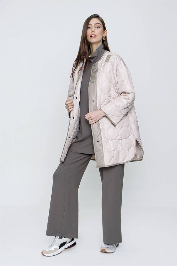 Taş Rahat Kesim Kapitone Mont - 2