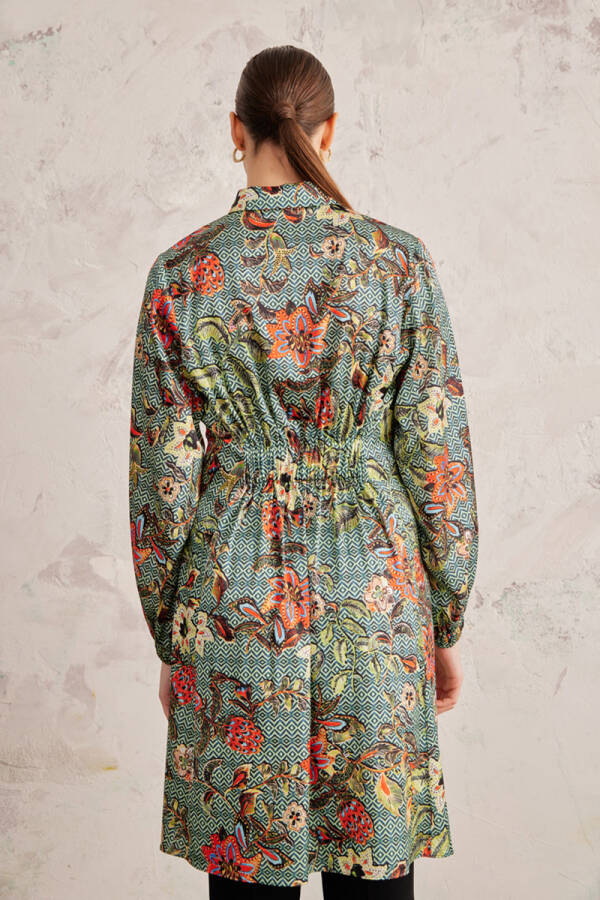 Yeşil Desenli Arka Bel Lastikli Tunik - 5