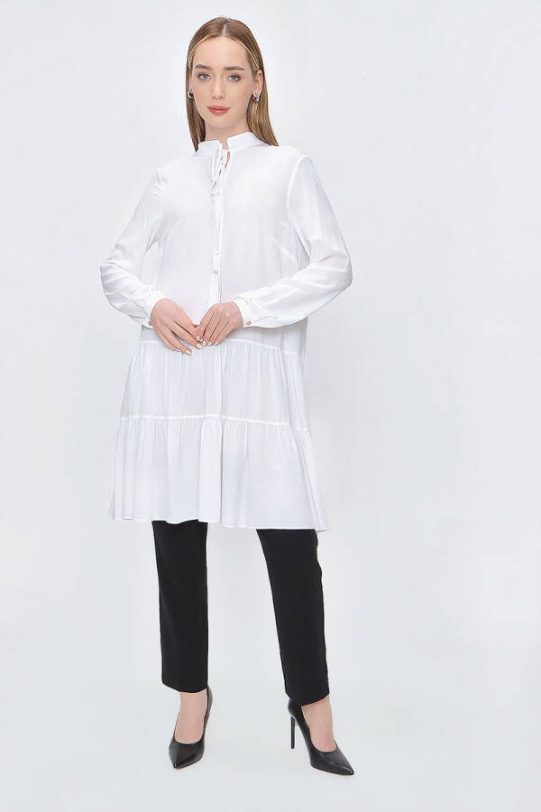 Beyaz Püskül Detaylı Viskon Tunik - Aker