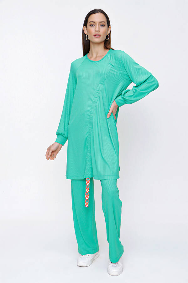 Yeşil Büzgü Detaylı Fitilli Örme Tunik - 2
