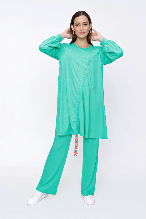 Yeşil Büzgü Detaylı Fitilli Örme Tunik - 3