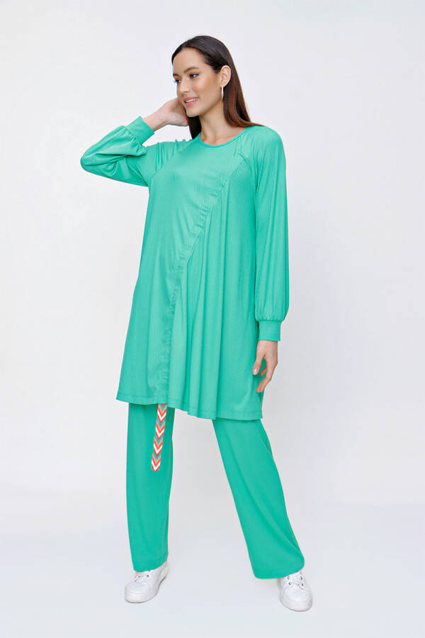Yeşil Büzgü Detaylı Fitilli Örme Tunik - 4