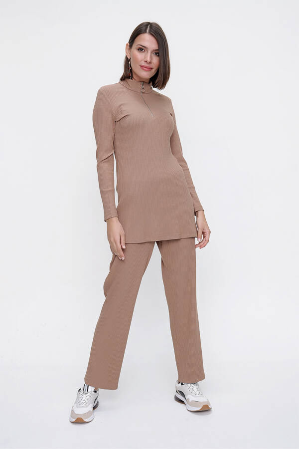 Kahverengi Fitilli Triko Fermuar Detaylı Tunik - 1