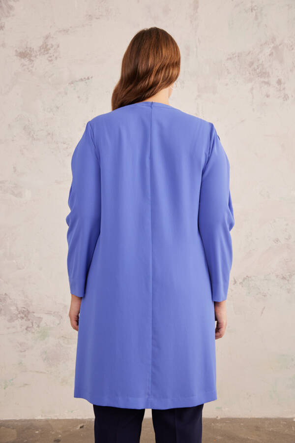 Menekşe Yakası İşlemeli Volanlı Tunik - 6