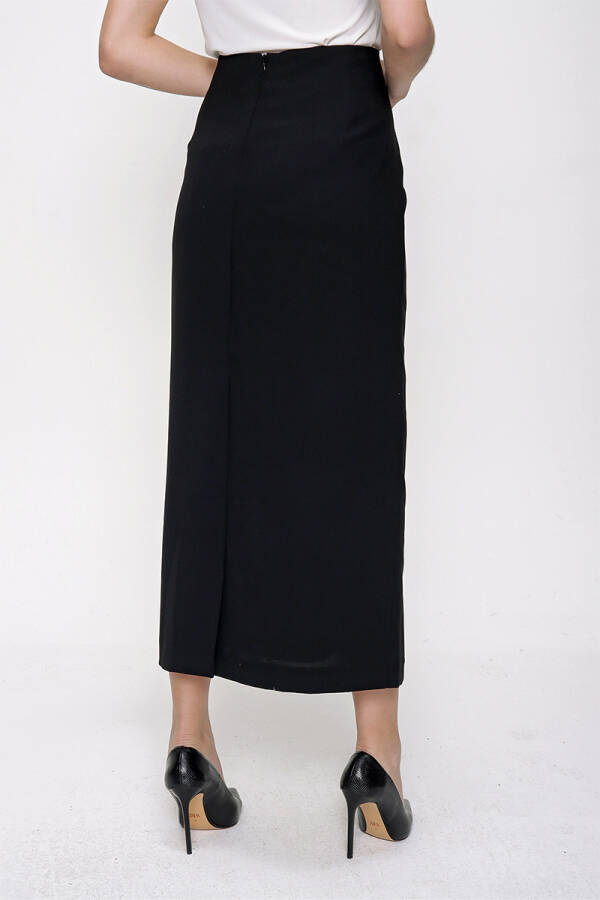 Siyah Deri Biyeli Etek - 7