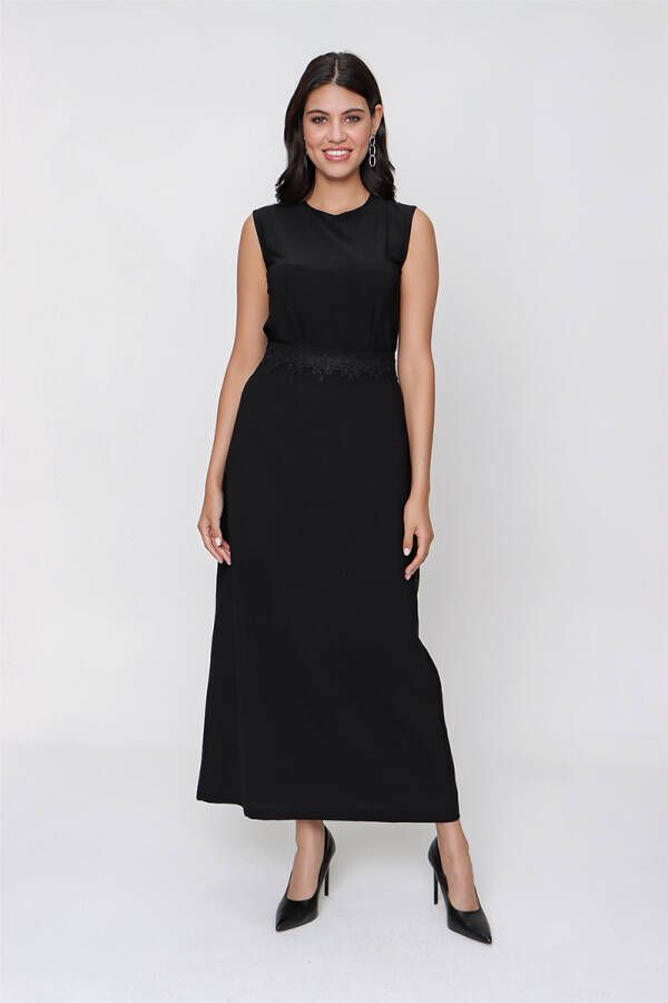 Siyah Kemeri Güpür Detaylı Etek - 1