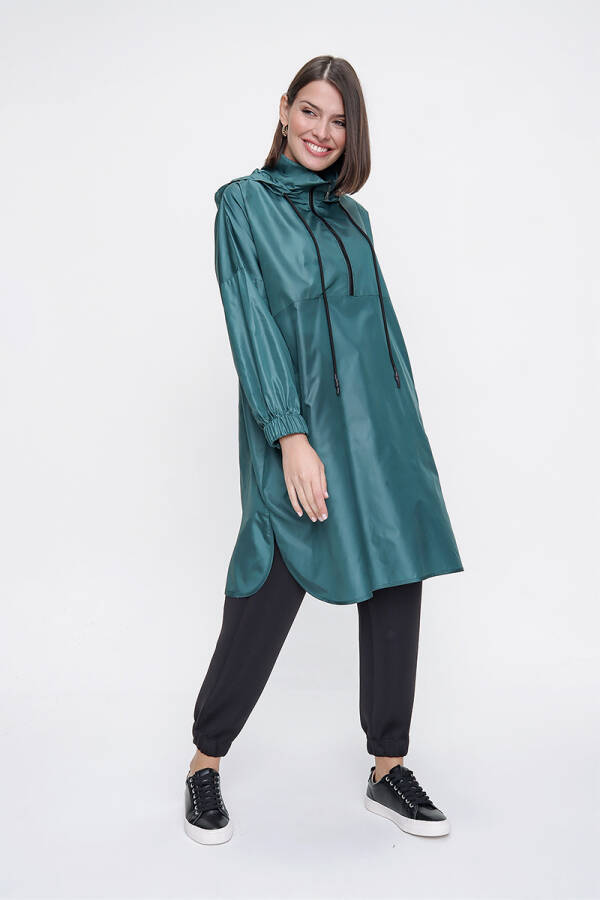 Nefti Kapüşonlu Üstten Giyilen Yağmurluk - 4