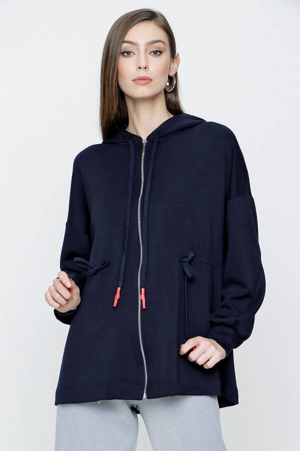 Lacivert Önden Fermuarlı Kapşonlu Kap - 1
