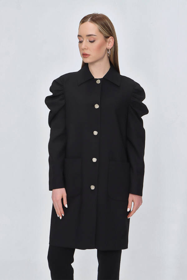 Siyah Omuzları Büzgülü Cep Detaylı Kap - 2