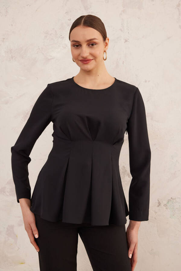 Siyah Belden Oturan Bluz - 2
