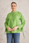 Yeşil Bağcık Detaylı Bluz - 2