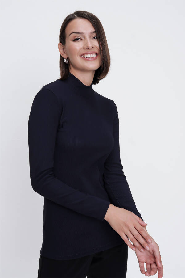 Lacivert Yarım Balıkçı Triko Bluz - 1