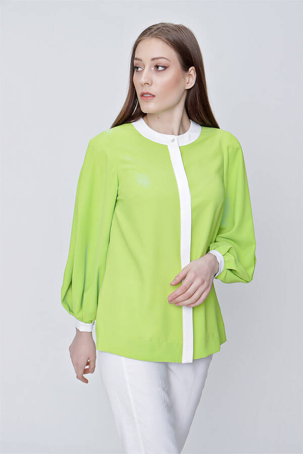 Yeşil Balon Kol Garnili Bluz - 2