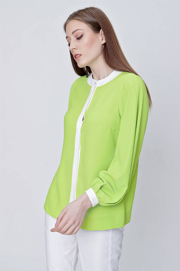 Yeşil Balon Kol Garnili Bluz - 4
