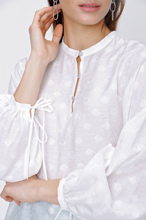 Ekru Kendinden Jakarlı Bluz - 5