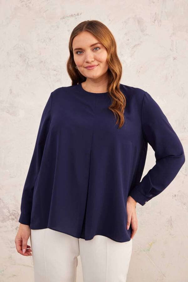 Lacivert Önü Pilikaşe Detaylı Bluz - 4