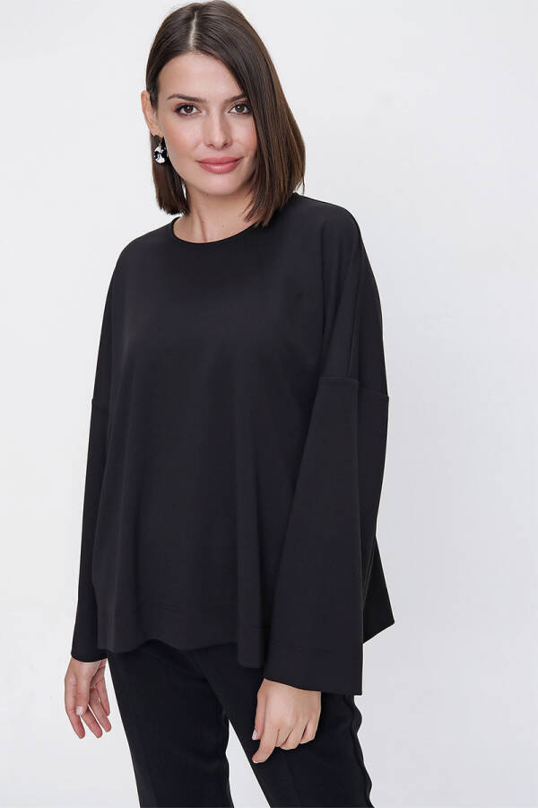 Siyah Rahat Kesim Örme Bluz - 4
