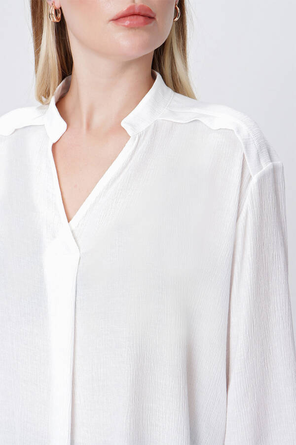 Ekru Omuzları Pile Detaylı Bluz - 5