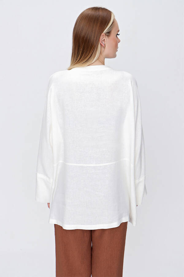 Ekru Rahat Kesim İşleme Detaylı Bluz - 6