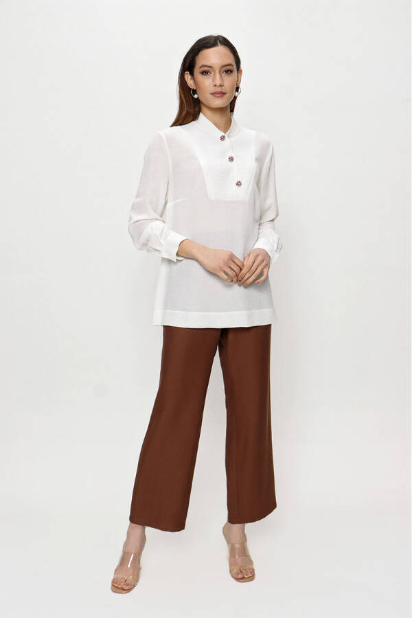 Ekru İşleme Detaylı Hakim Yaka Bluz - 3