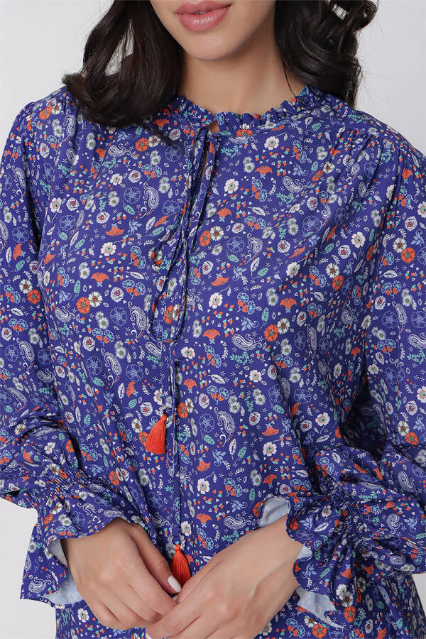 Mavi Çiçek Desen Bağcıklı Bluz - 5