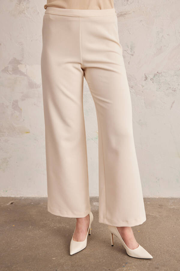Ekru Arka Bel Lastikli Geniş Paça Pantolon - 5