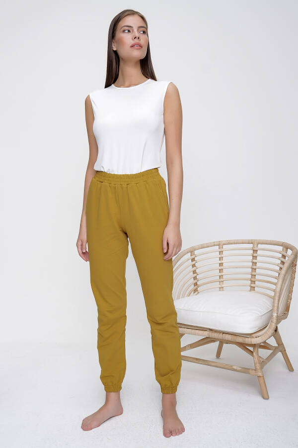 Yeşil Rahat Kesim Eşofman Altı - 1