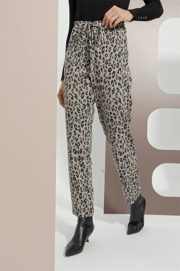 Gri Leopar Desen Rahat Kesim Örme Pantolon - 3