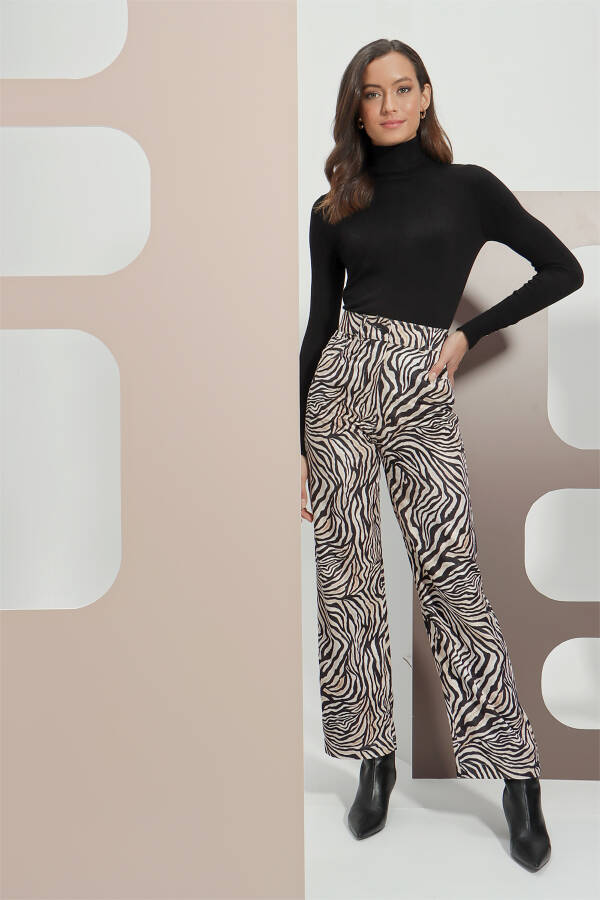 Renkli Zebra Desen Kadife Pantolon - Aker