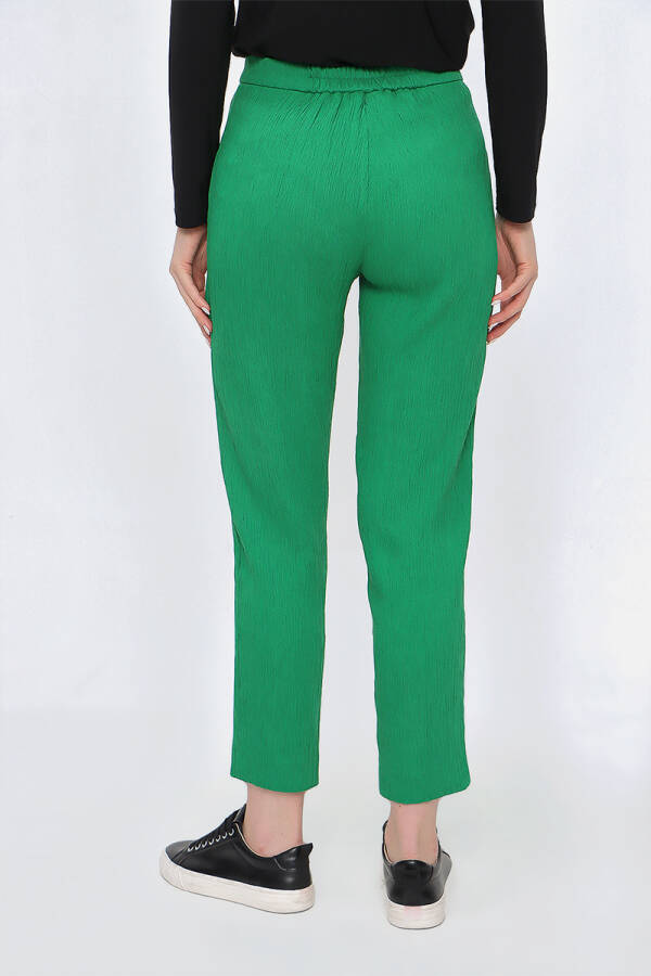 Yeşil Arka Bel Lastikli Dokulu Kumaş Pantolon - 5