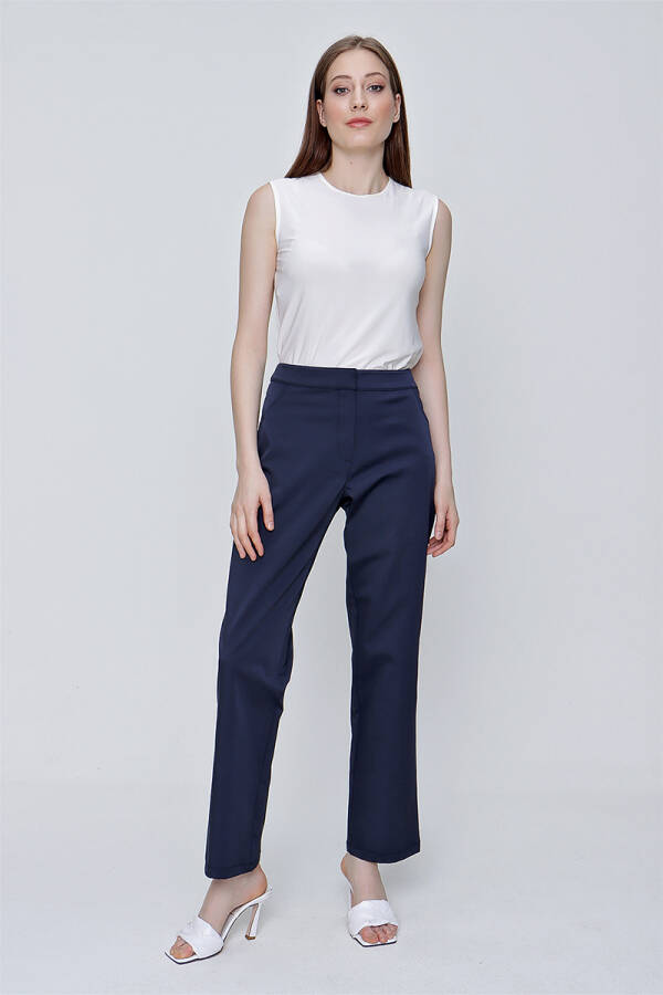 Lacivert Pamuk Gabardin Kumaş Beş Cepli Pantolon - 2