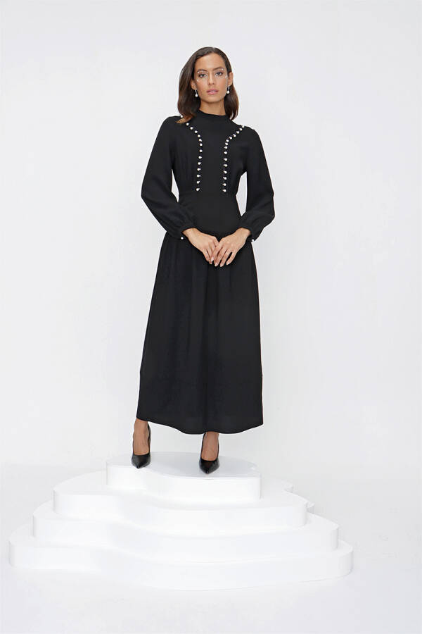 Siyah İnci Detaylı Elbise - 1