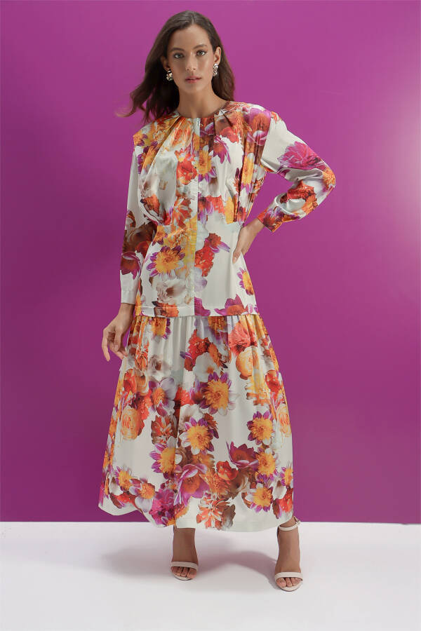 Turuncu Çiçek Desenli Elbise - 1