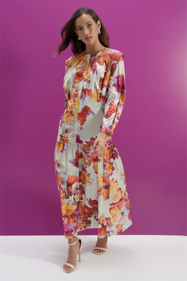 Turuncu Çiçek Desenli Elbise - 2