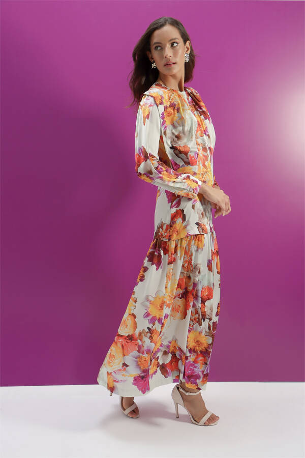 Turuncu Çiçek Desenli Elbise - 5