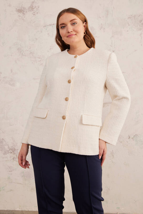 Ekru Gold Düğme Detaylı Yakasız Düz Kesim Ceket - 4