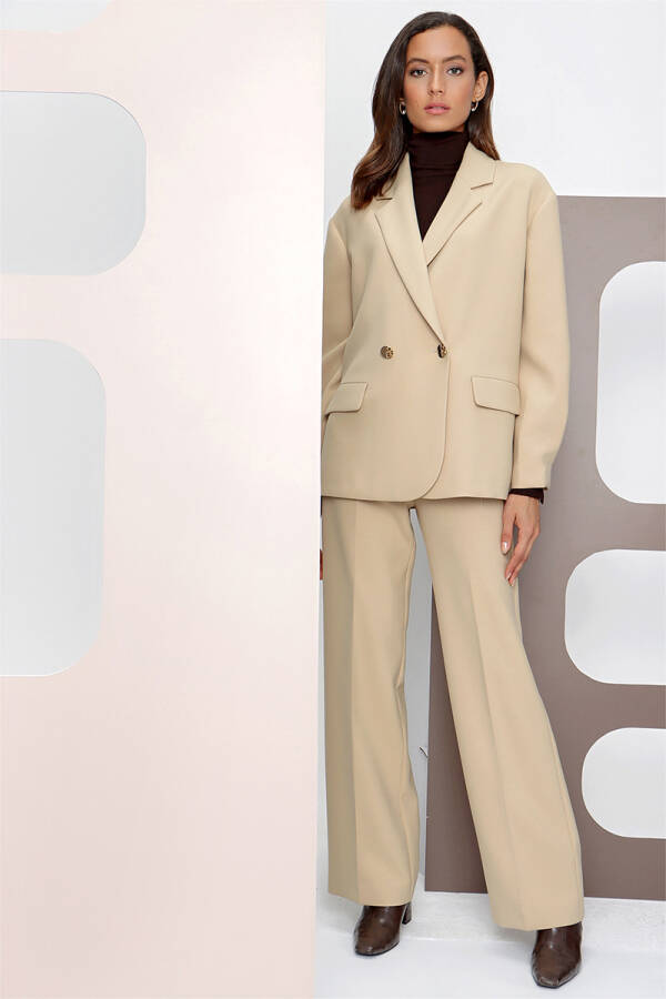 Bej Rahat Kesim Ceket - 2