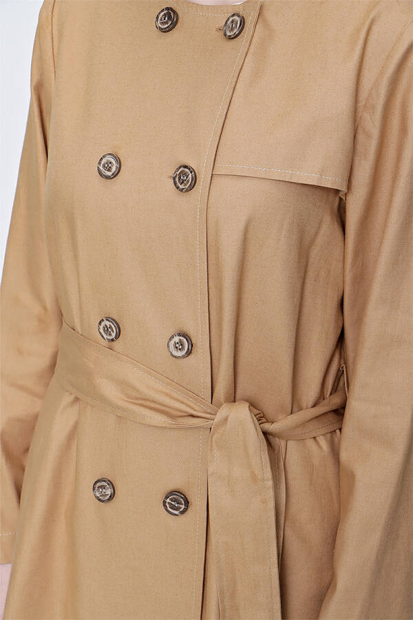 Camel Rüzgarlık Detaylı Kruvaze Kapama Keten Pardösü - 4