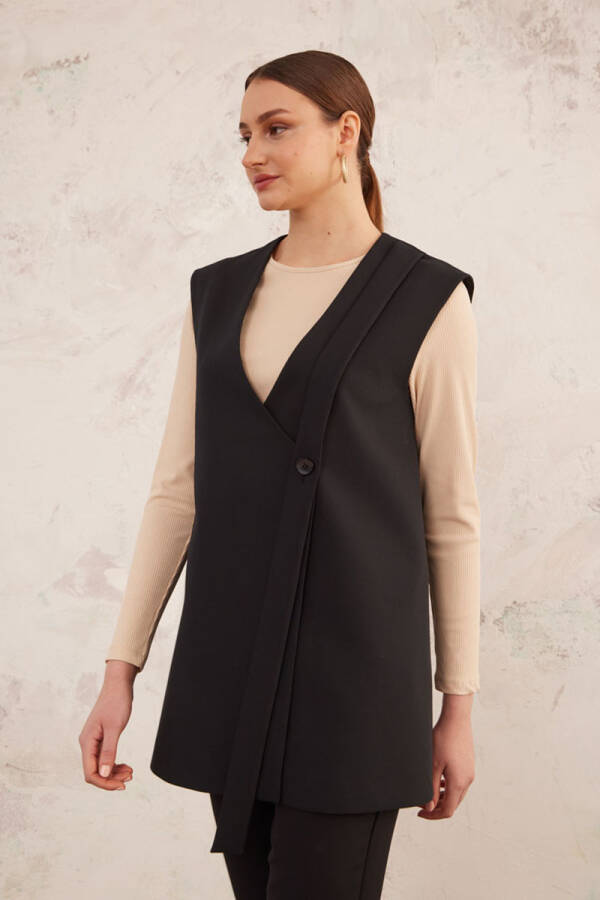 Siyah Tek Düğme Yakasız Yelek - 2