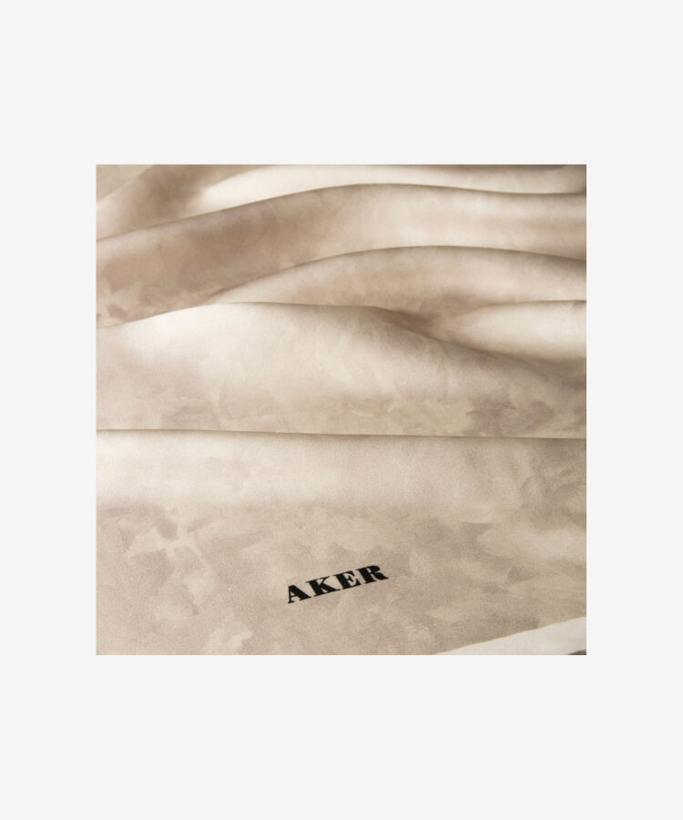 Açık Bej 90X90 İpek Krep Saten Eşarp - 2