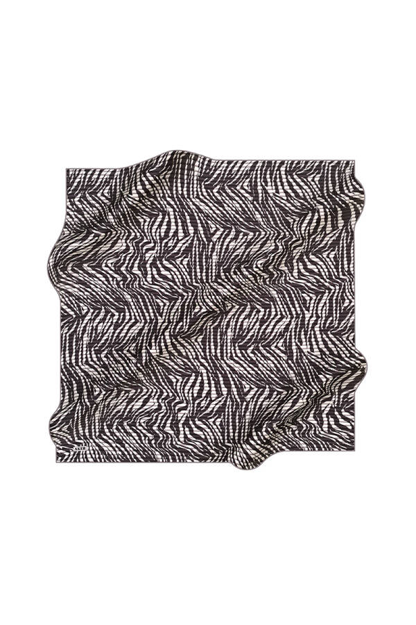 Geometrik Desenli 90X90 İpek Krep Saten - 1