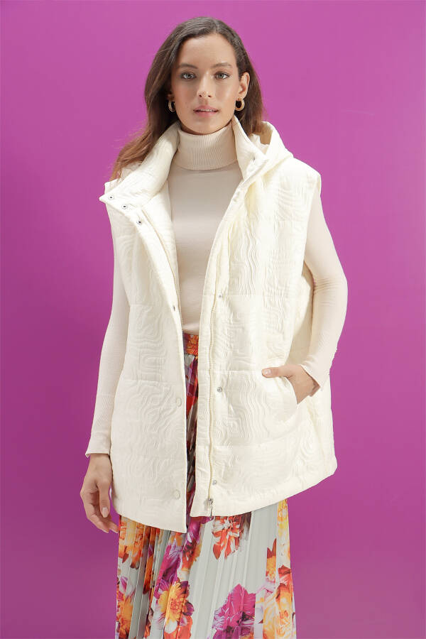 Ekru Kapüşonlu Spor Yelek - 6