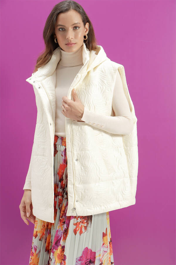 Ekru Kapüşonlu Spor Yelek - 4