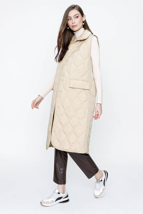 Bej Kapitone Çıtçıtlı Yelek - 4