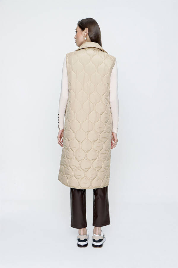 Bej Kapitone Çıtçıtlı Yelek - 6