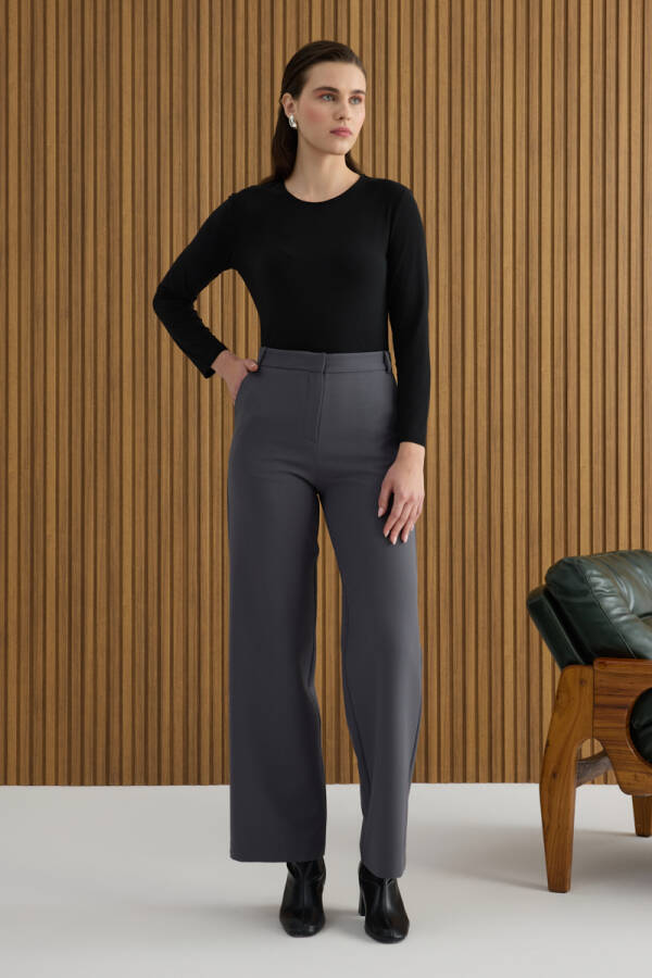 Antrasit Paçası Yırtmaçlı Dokuma Pantolon - 6