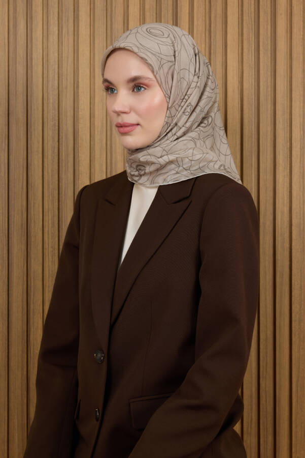 Bej 90X90 İpek Krep Saten Eşarp - 1