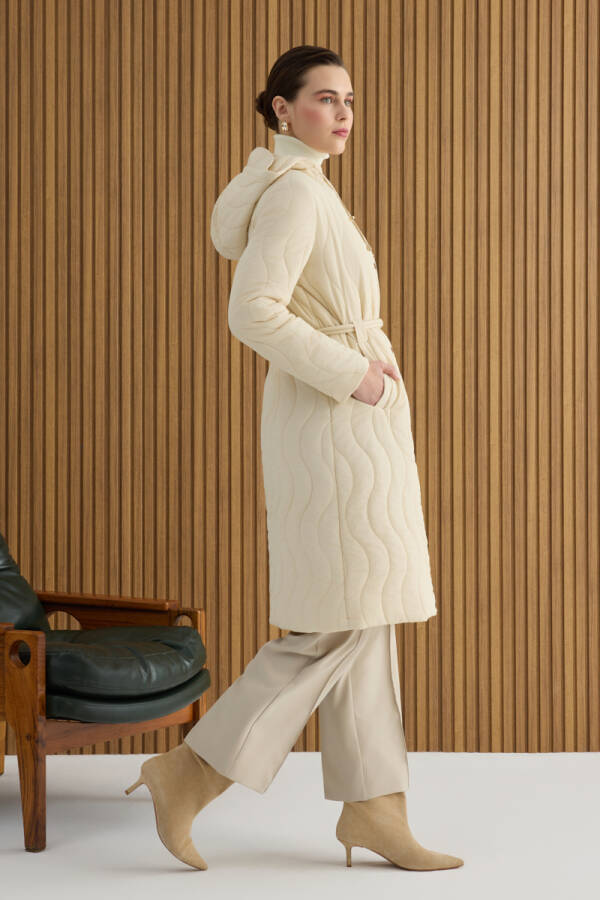 Bej Beli Lastik Ayarlı Mont - Aker