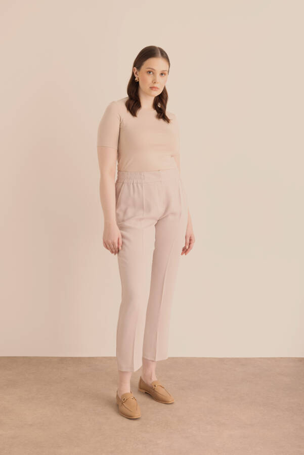 Bej Beli Lastikli Detaylı Dokuma Havuç Pantolon - Aker (1)