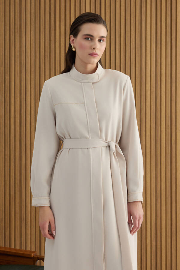 Bej Boncuk İşleme Detaylı Ferace - 5